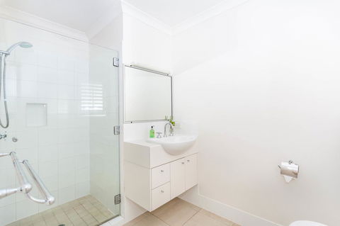 Seychelles Up - Kempsey Accommodation 25
