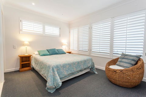 Seychelles Up - Kempsey Accommodation 18
