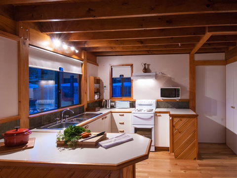 Parnella Adventure Bay, Bruny Island - Kempsey Accommodation 12