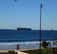 4 Shorebreak Kings Beach - Kempsey Accommodation
