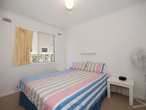 'Beachside' Shoal Bay, Unit 4 - Kempsey Accommodation 2
