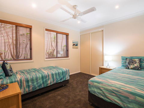 'Dutchies Vista' 1/45 Christmas Bush Ave - Ground Floor Duplex With Stunning Water Views - Kempsey Accommodation 1