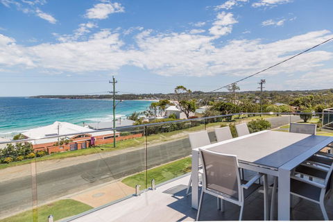 'Salt & Light' Mollymook - Kempsey Accommodation 0