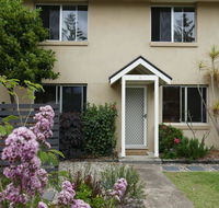 'Sandy Bottoms' with WiFi just Moments from Beach - Kempsey Accommodation