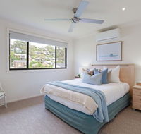 'Sandy Point Haven' 21a Sandy Point Rd - Stylish Haven with WIFI Air conditioning  Water views