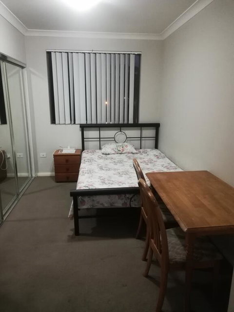 0ne Master In 3 Br. Apartment - Kempsey Accommodation 1