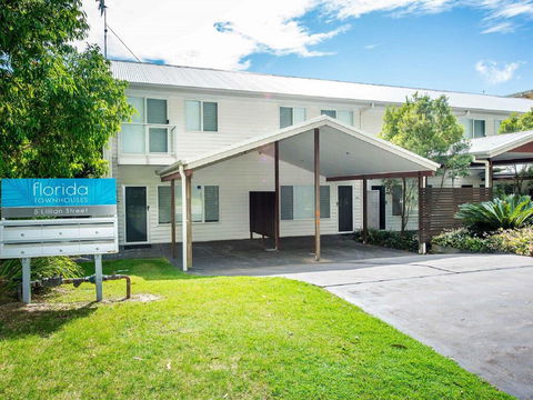 1 'Florida', 5 Lillian Street - 2 Min Walk To Beach, Shops & Restaurants - Kempsey Accommodation 0