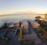 1 'Seaside Splendour' 137 Soldiers Point Road - beautiful unit on the waterfront - Kempsey Accommodation