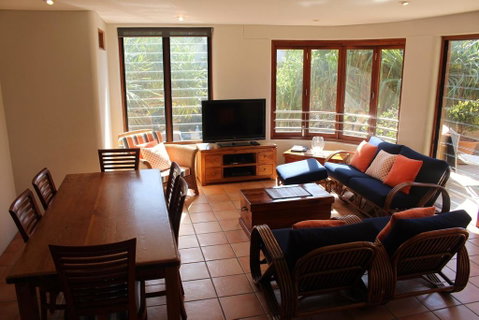 1/9 Marine Parade, Wategos Beach - Beachbound - Kempsey Accommodation 2