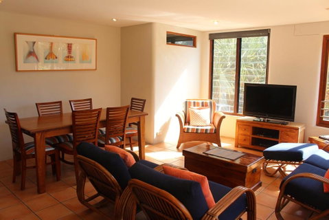 1/9 Marine Parade, Wategos Beach - Beachbound - Kempsey Accommodation 1