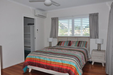 10 Double Island Drive - Modern Family Home, Centrally Located, Swimming Pool & Outdoor Area - Kempsey Accommodation 1