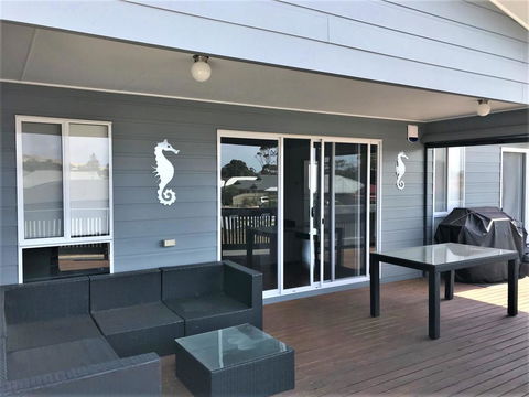 10 Hobart Road - Kempsey Accommodation 3