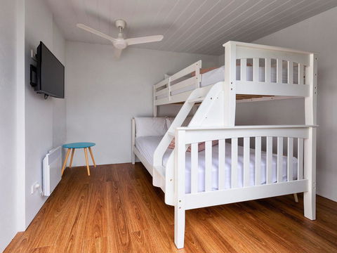 10 OCEAN DRIVE - Kempsey Accommodation 3