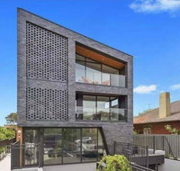 106 Modern Prestige 3-Storey New Establishment - Kempsey Accommodation