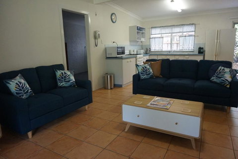 11 Bomburra Court - Rainbow Beach, Comfortable Beach House, Plenty Of Boat Parking - Kempsey Accommodation 0