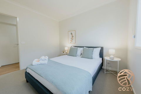 118 Refreshing 3BR Werribee Family House - Kempsey Accommodation 2