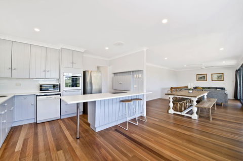 143 Matthew Flinders Drive, Port Macquarie - Kempsey Accommodation 3