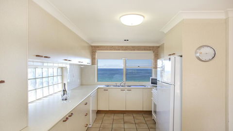 143 Mitchell Pde - Magnificent Outlook - Kempsey Accommodation 3