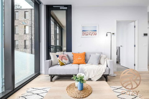 143, Summer Time Freshment In Melbourne Village - Kempsey Accommodation 1