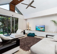 18A Childe Street Belongil Beach - Belongil Beach Pavilion House - Kempsey Accommodation
