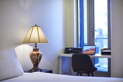 2 Bdrm 2 Bthrm Apt With Balcony Views Pool And Gym - Kempsey Accommodation 2