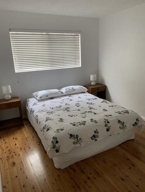 2 Bed Bar Beach Apartment - Stroll To Beach & Cafes, Supermarket Apartment 6 - Kempsey Accommodation 3