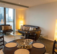 2 Bedroom Apartment with City Views