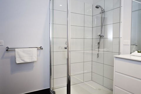 2 Minutes By Bike - Bright, VIC - Kempsey Accommodation 3