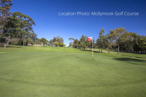2/81 Clyde St - Villa De Golf At Mollymook - Kempsey Accommodation 2
