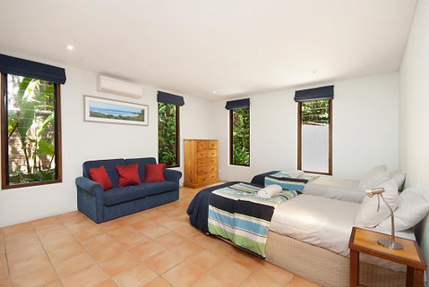 2/9 Marine Parade, Wategos Beach - Beachbound - Kempsey Accommodation 3