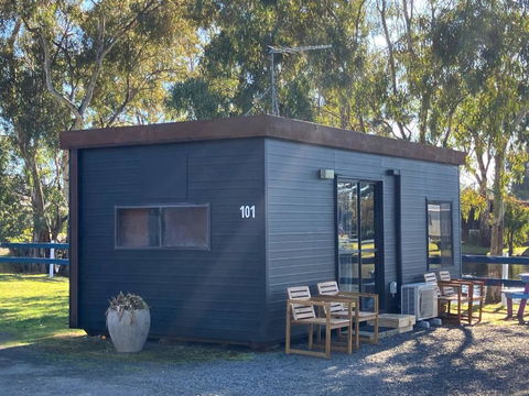 C And C Backpack - Kempsey Accommodation 2