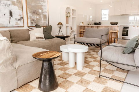 C & C By The Sea - Kempsey Accommodation 1