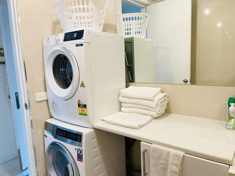 D101 Charming Apartment- Free Parking - Kempsey Accommodation 3