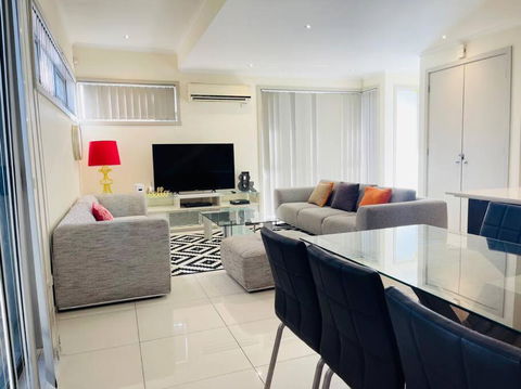 D104 Winston Fresh Fantastic - Kempsey Accommodation 1