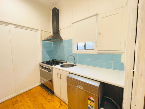 D114 Victorian Central Stay - Kempsey Accommodation 4