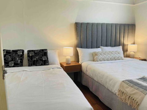 D139 Norfolk Cottage Stay - Kempsey Accommodation 3
