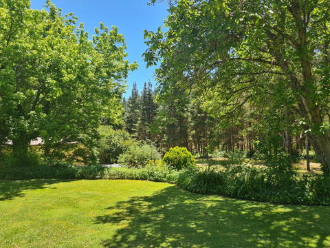 DELANY VILLAS BRIGHT - Spa Luxury On Delany Avenue - Kempsey Accommodation 4