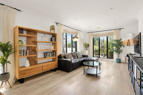 Deluxe Family Montpellier Gardens Estate - Burwood - Kempsey Accommodation 2