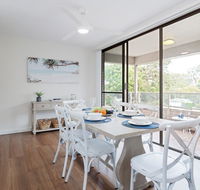 3 'Bangalee' 41 Soldiers Point Rd - Fantastic Waterfront Unit with Pool WIFI  Chromecast - Kempsey Accommodation