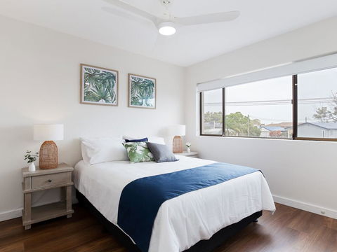 3 'Bangalee' 41 Soldiers Point Rd - Fantastic Waterfront Unit With Pool, WIFI & Chromecast - Kempsey Accommodation 3