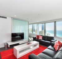 3 Bedroom Ocean View Private Apartment in Surfers Paradise - Kempsey Accommodation