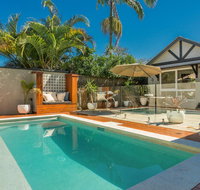 3 Little Pigs Holiday Home - Kempsey Accommodation