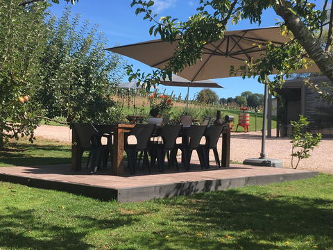 3 Willows Vineyard Cottage - Kempsey Accommodation 1