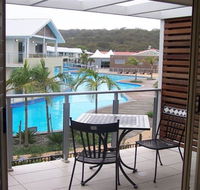 349 'Oaks Pacific Blue' 265 Sandy Point Road - fantastic pool - Kempsey Accommodation