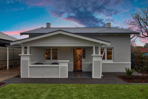 3BR Cottage With Parking Close To Adelaide CBD - Kempsey Accommodation 2