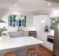 4 bedroom house - Walk to Southbank - Kempsey Accommodation