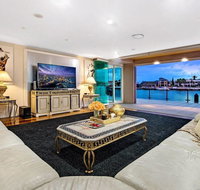 4.5 Million Dollar Surfers Paradise Dream Mansion - Kempsey Accommodation