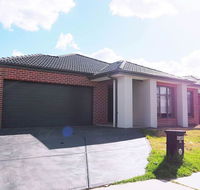 5 Bed 2 Bath big house - Kempsey Accommodation