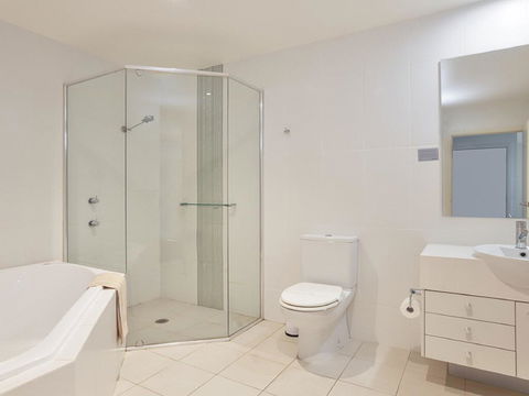 516 'Oaks Pacific Blue', 265 Sandy Point Road- Private Pool, Aircon, WIFI - Kempsey Accommodation 2