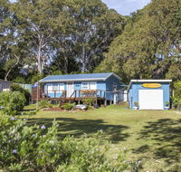 681 Murramarang Rd - Retro Beach Cottage - Kempsey Accommodation